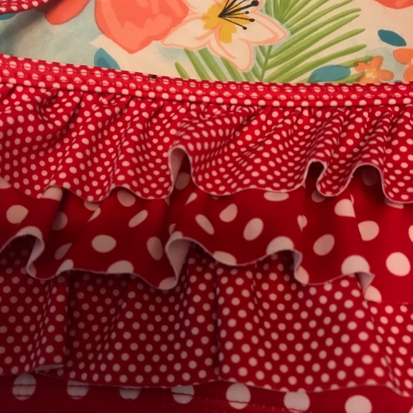 Bikini - Picture 5 of 8